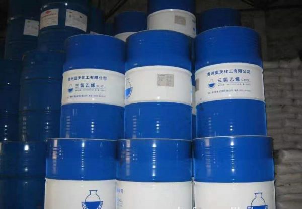 鑫泉石油化工長(zhǎng)沙有限公司,鑫泉石油化工,笨類(lèi),醇類(lèi),醚類(lèi),溶劑類(lèi),酮類(lèi),稀釋類(lèi),脂類(lèi)